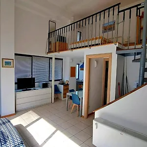 Gemme Fiorentine In Front Of The Train Station 5 Minutes From The Centre Free Parking Appartement